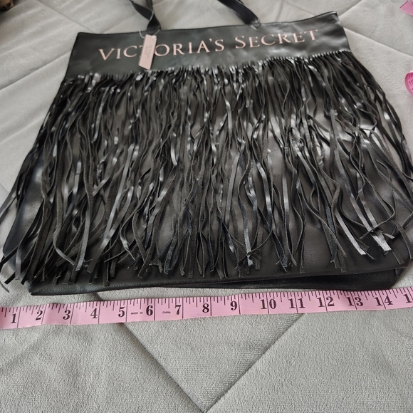 Victoria's Secret Love Victoria Black Fringe Tote Bag - Picture 5 of 9